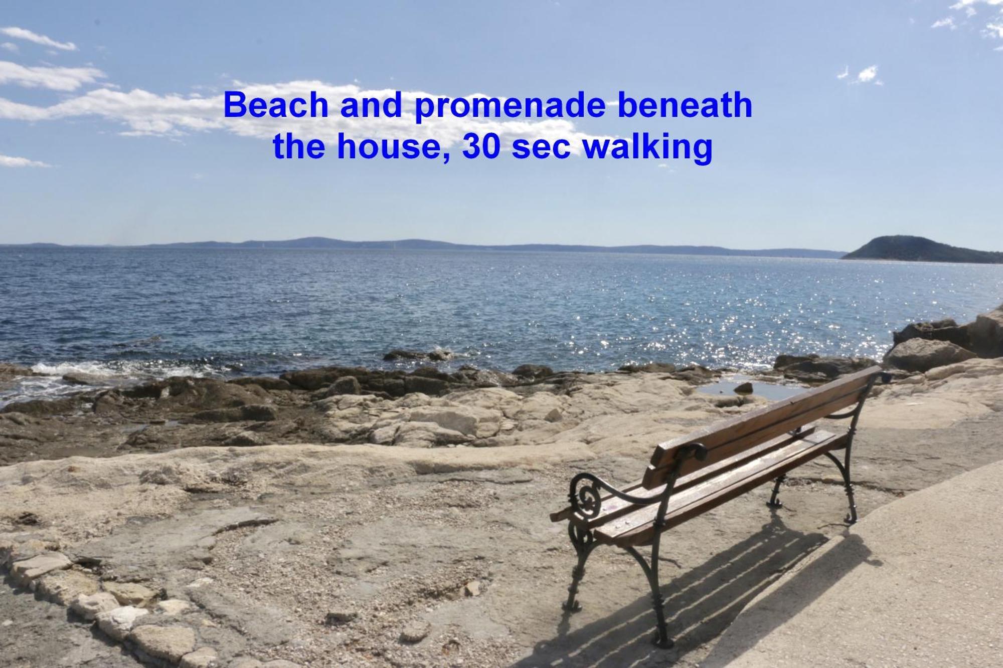 Beachfront Apartment Drazen, With Garden And Parking Split Dış mekan fotoğraf