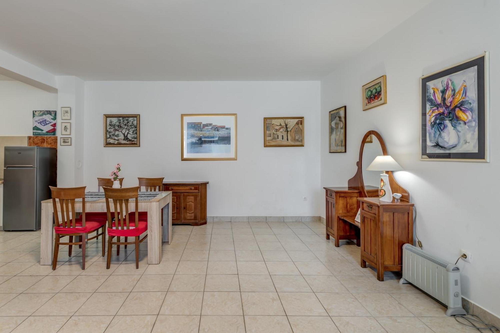 Beachfront Apartment Drazen, With Garden And Parking Split Dış mekan fotoğraf